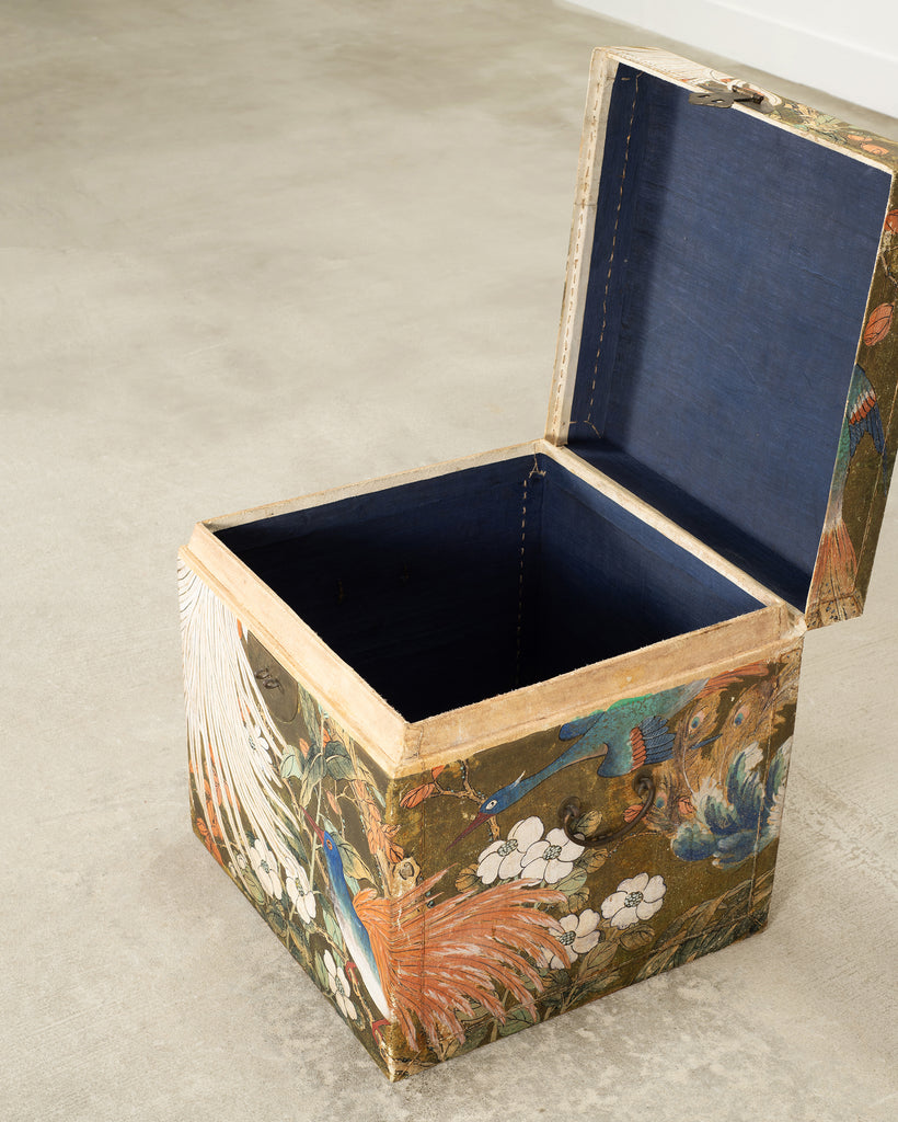 Chinese Qing Style Painted Exotic Birds Leather Trunk Table