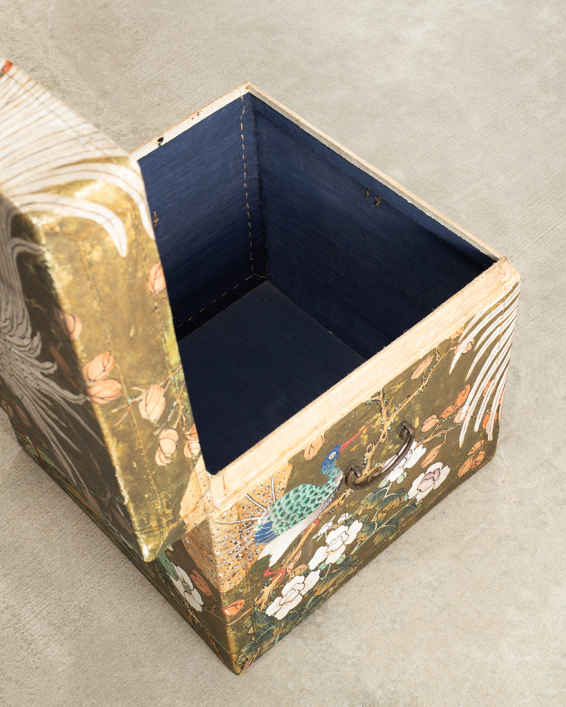 Chinese Qing Style Painted Exotic Birds Leather Trunk Table