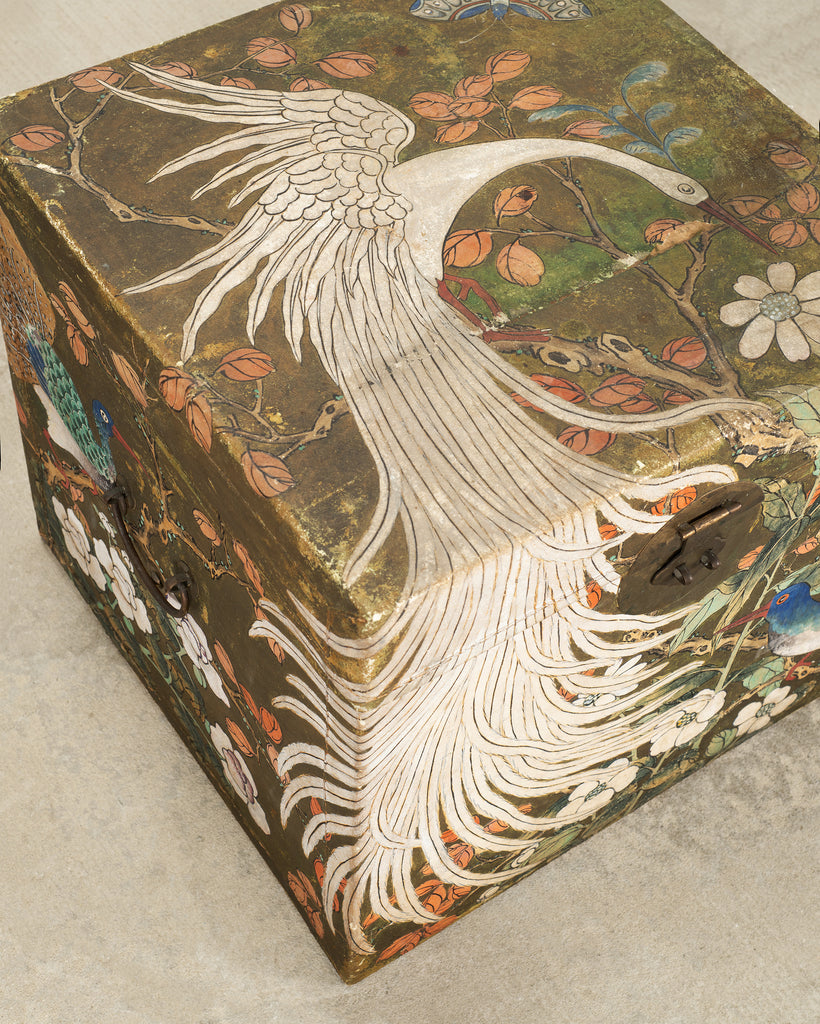 Chinese Qing Style Painted Exotic Birds Leather Trunk Table