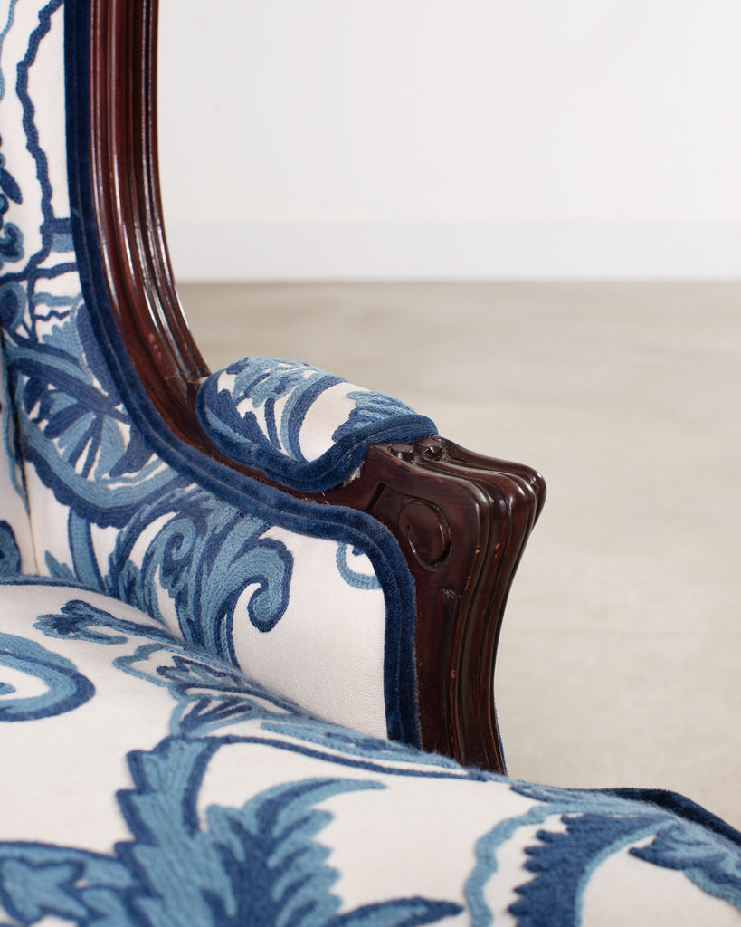 Louis XV Style Wingback Bergere á Oreilles Crewel Work