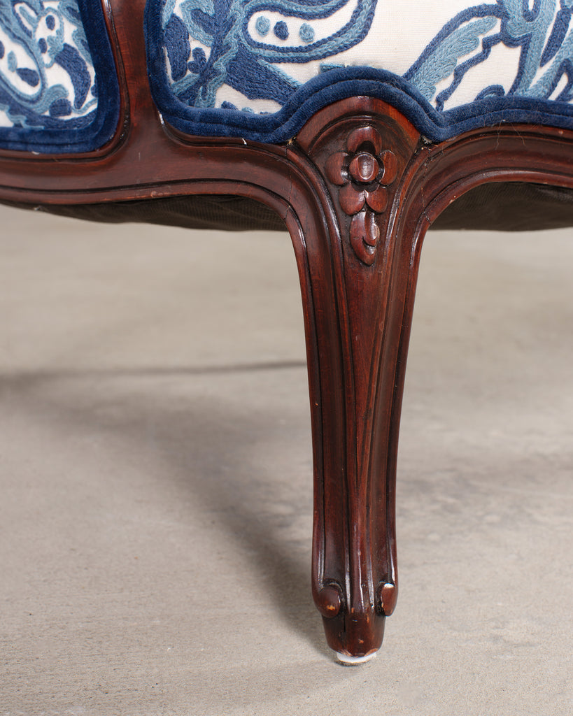 Louis XV Style Wingback Bergere á Oreilles Crewel Work