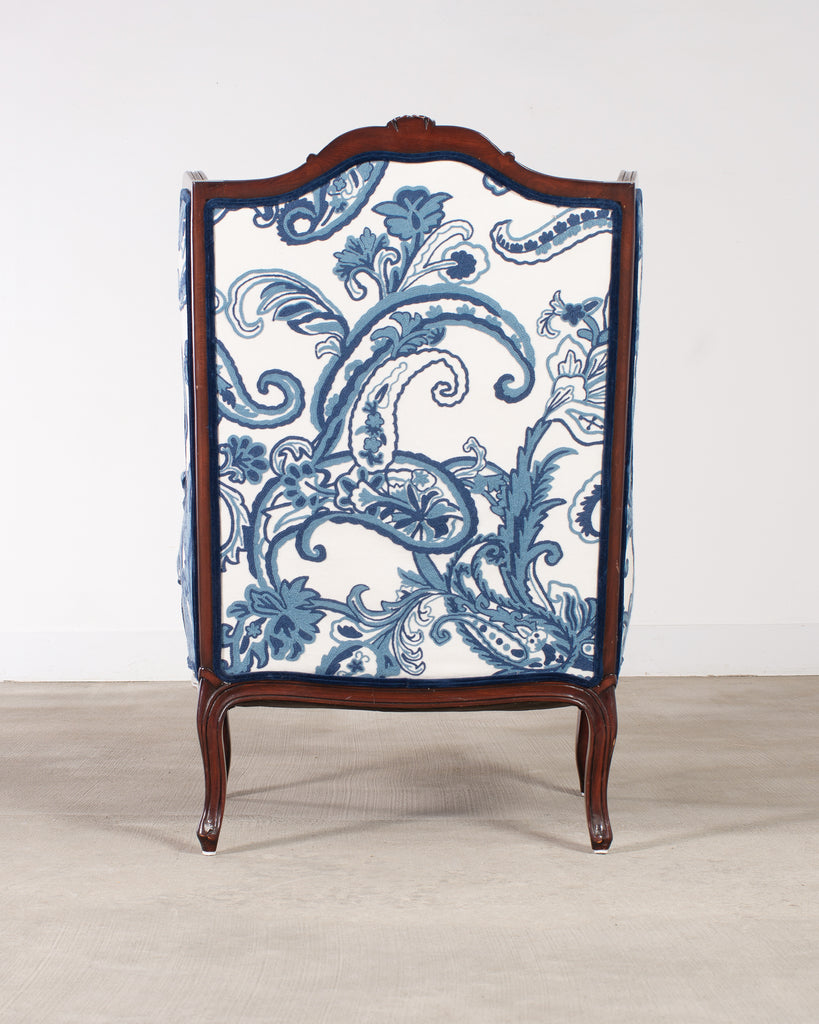 Louis XV Style Wingback Bergere á Oreilles Crewel Work