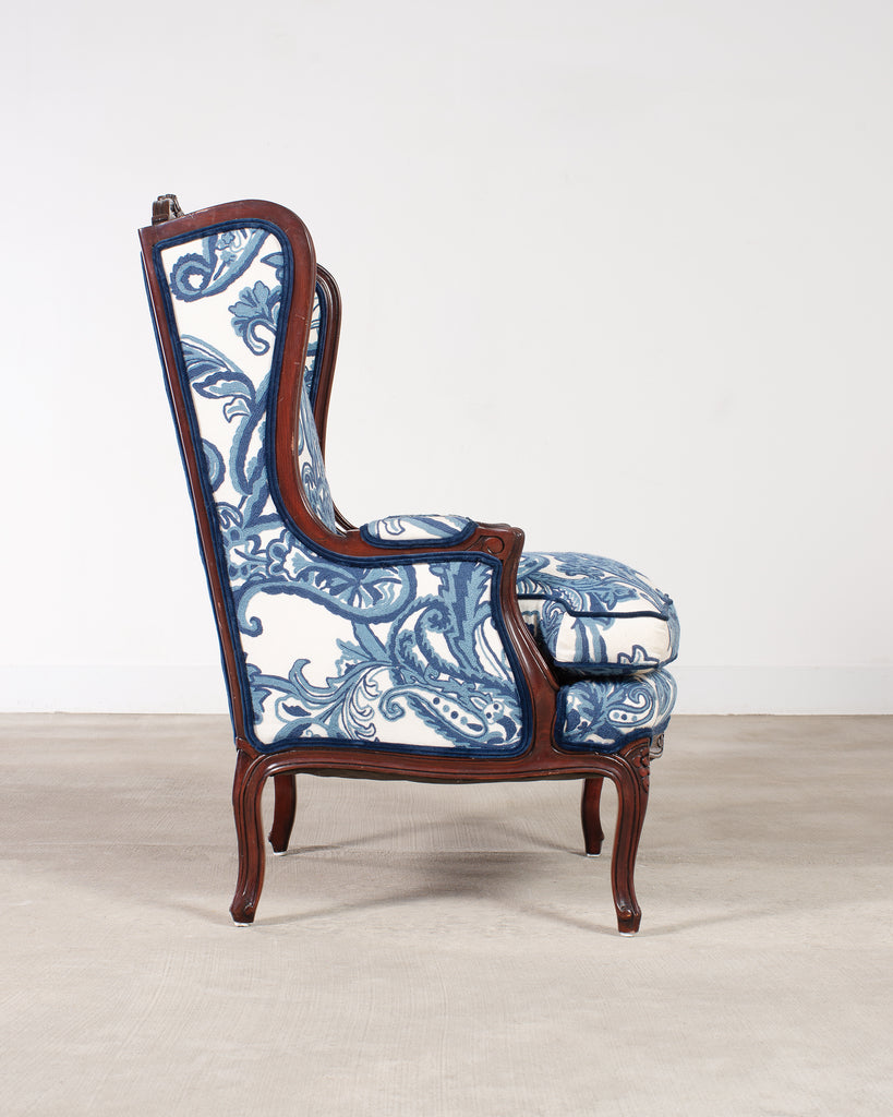 Louis XV Style Wingback Bergere á Oreilles Crewel Work