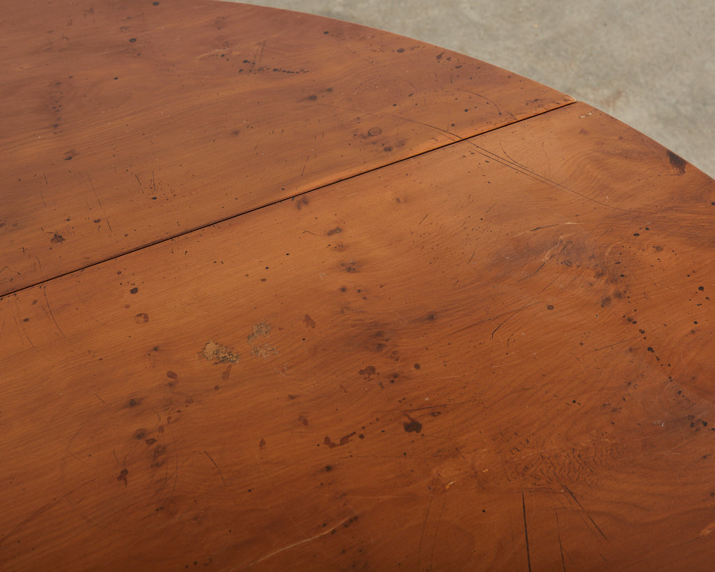 Dennis and Leen Georgian Style Drop-leaf Oval Dining Table