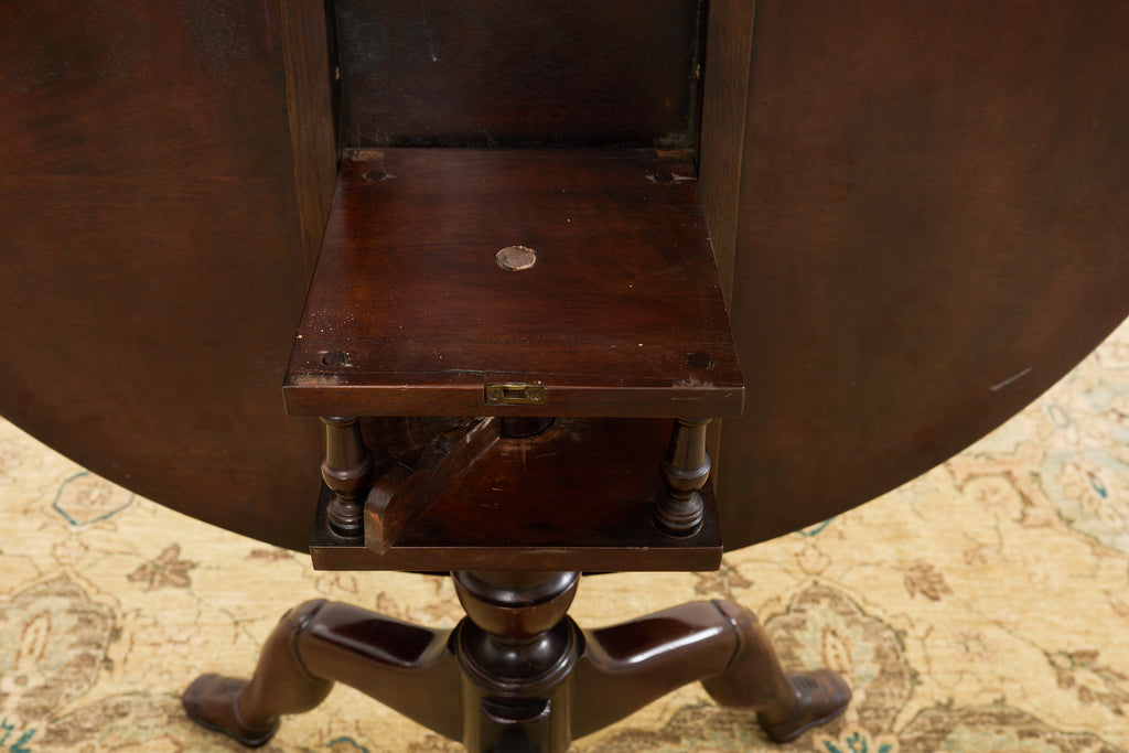 Georgian Isle of Man Tilt-Top Mahogany Center Table