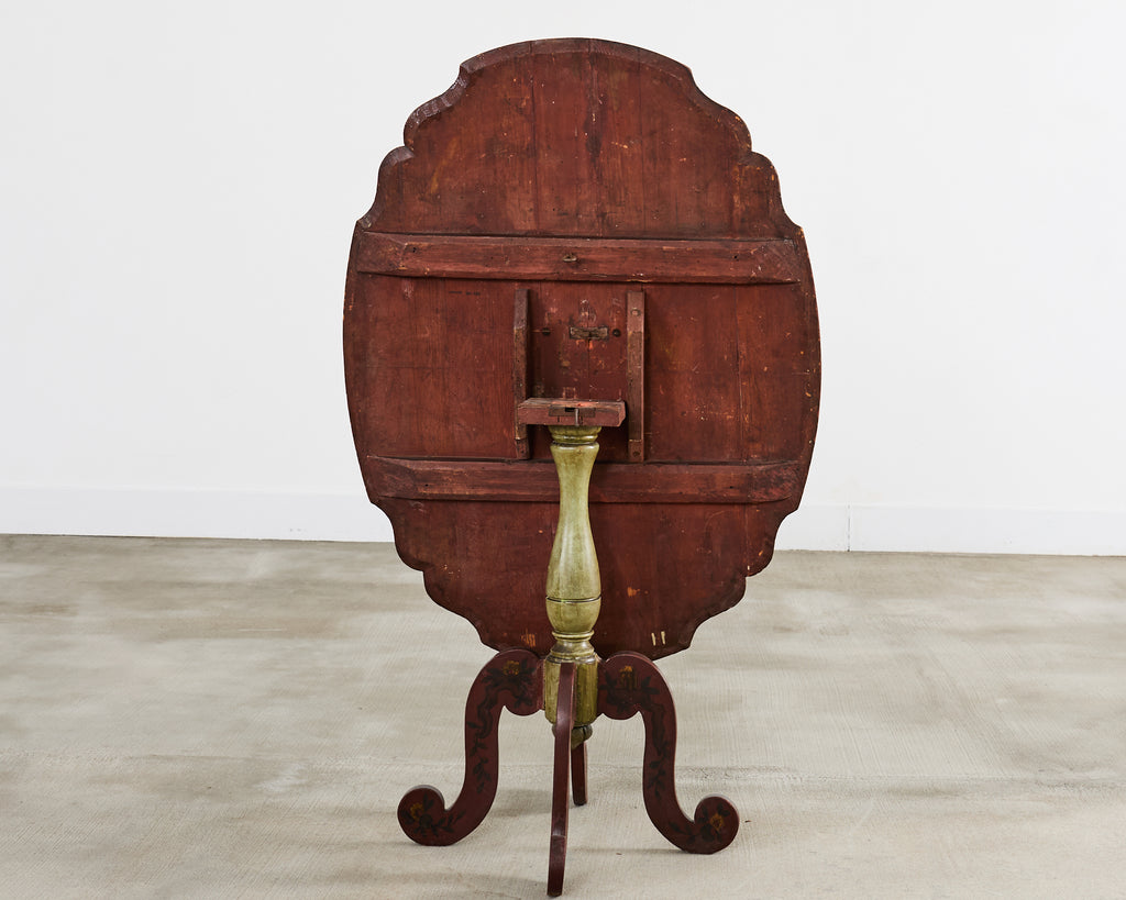 18th Century Italian Baroque Painted Chinoiserie Tilt Top Center Table