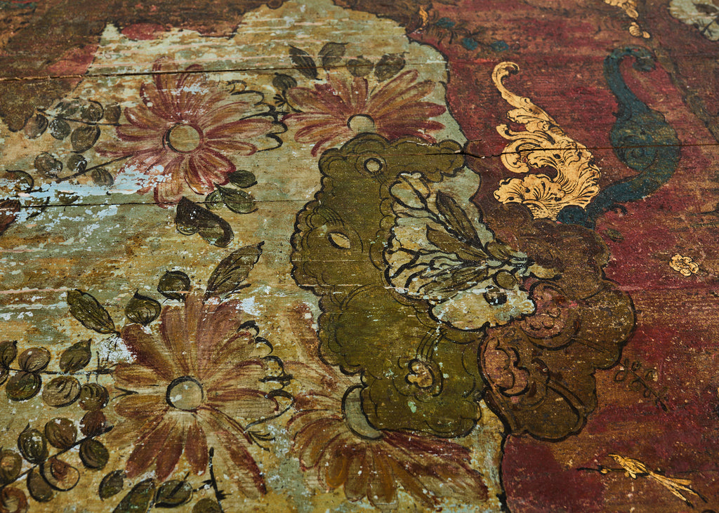 18th Century Italian Baroque Painted Chinoiserie Tilt Top Center Table