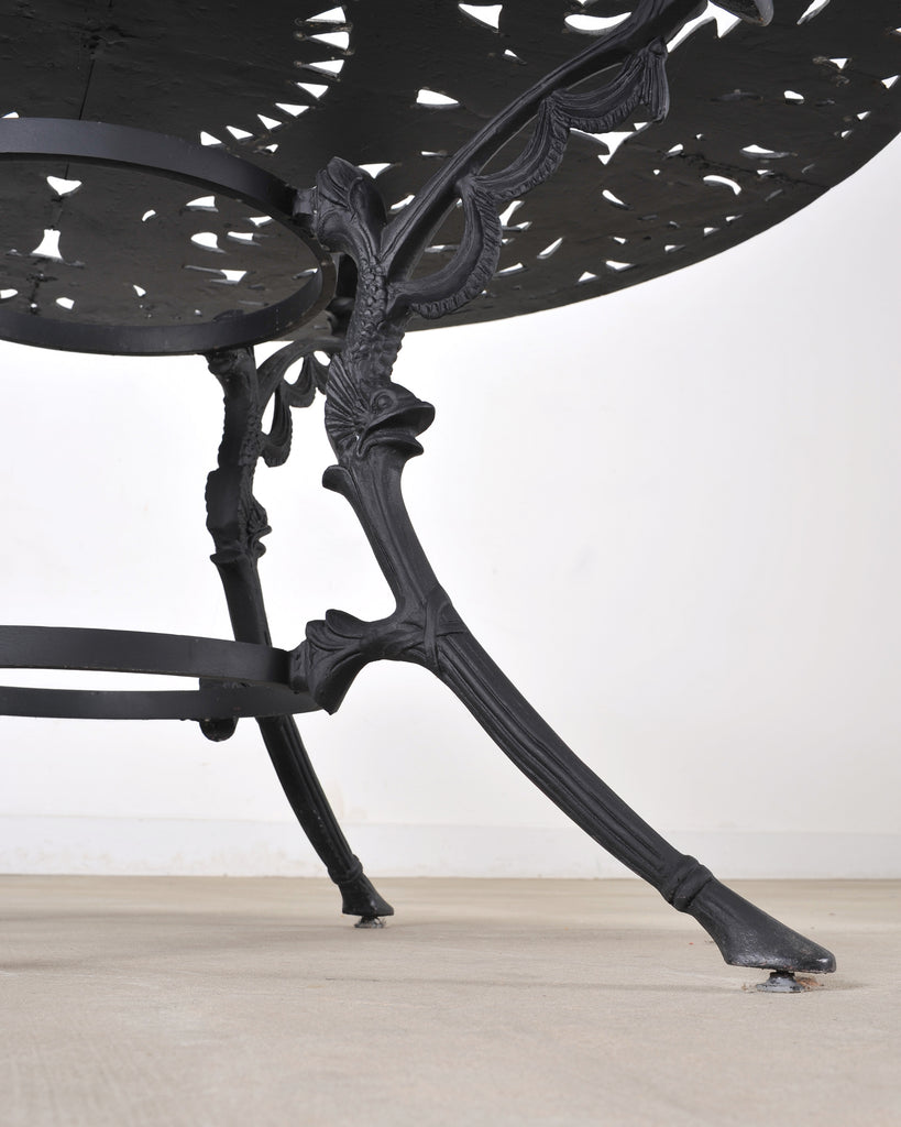 Kenneth Lynch Style Star and Dolphin Garden Table and Six Chairs