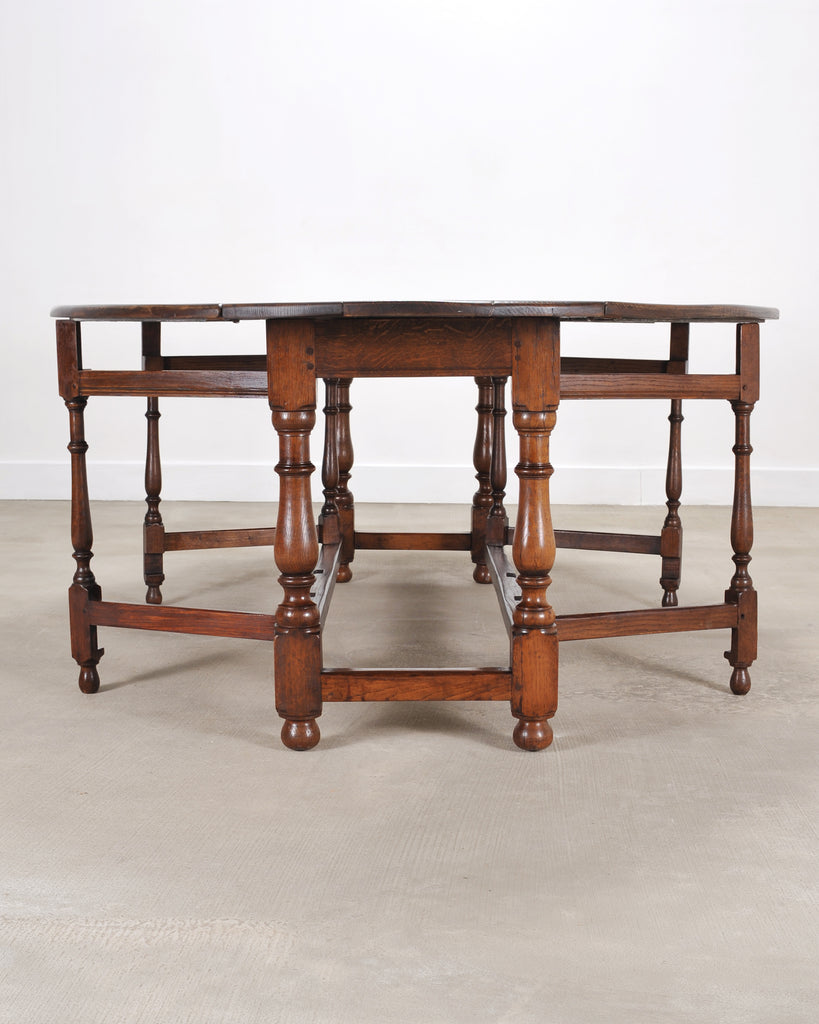 English Georgian Style Oak Drop-Leaf Wake Dining Table 7.5 Ft