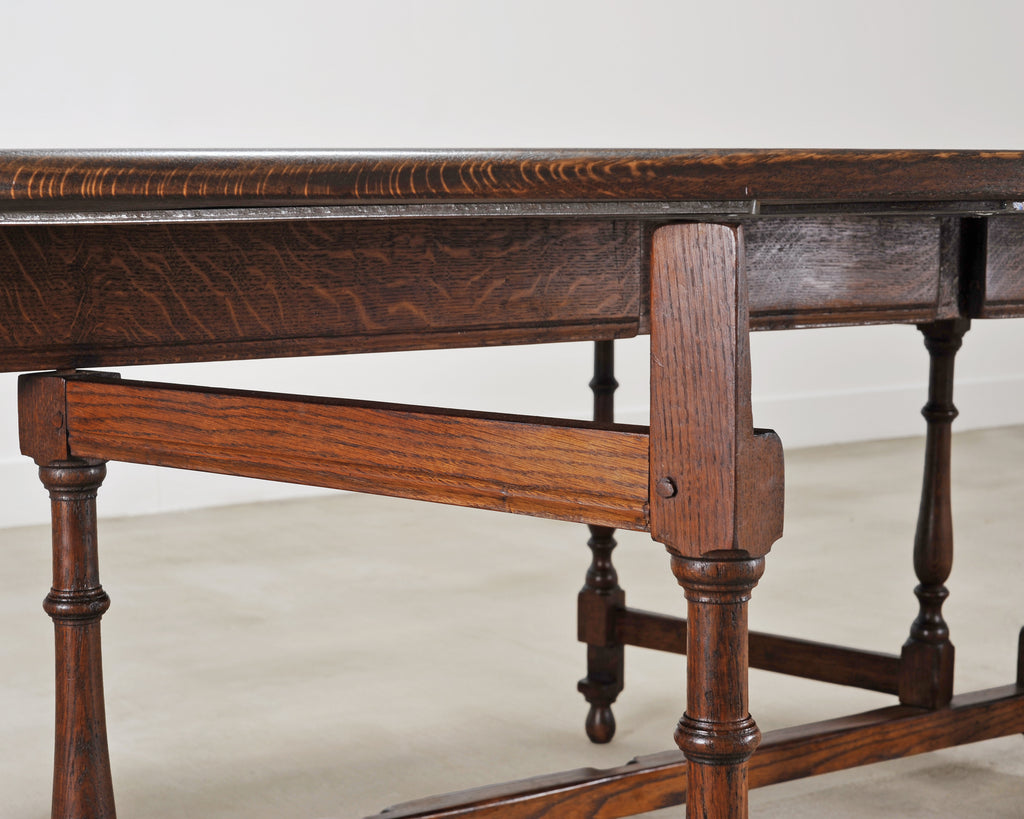 English Georgian Style Oak Drop-Leaf Wake Dining Table 7.5 Ft