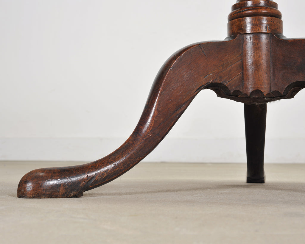 19th Century English Georgian Painted Tilt-Top Tripod Table