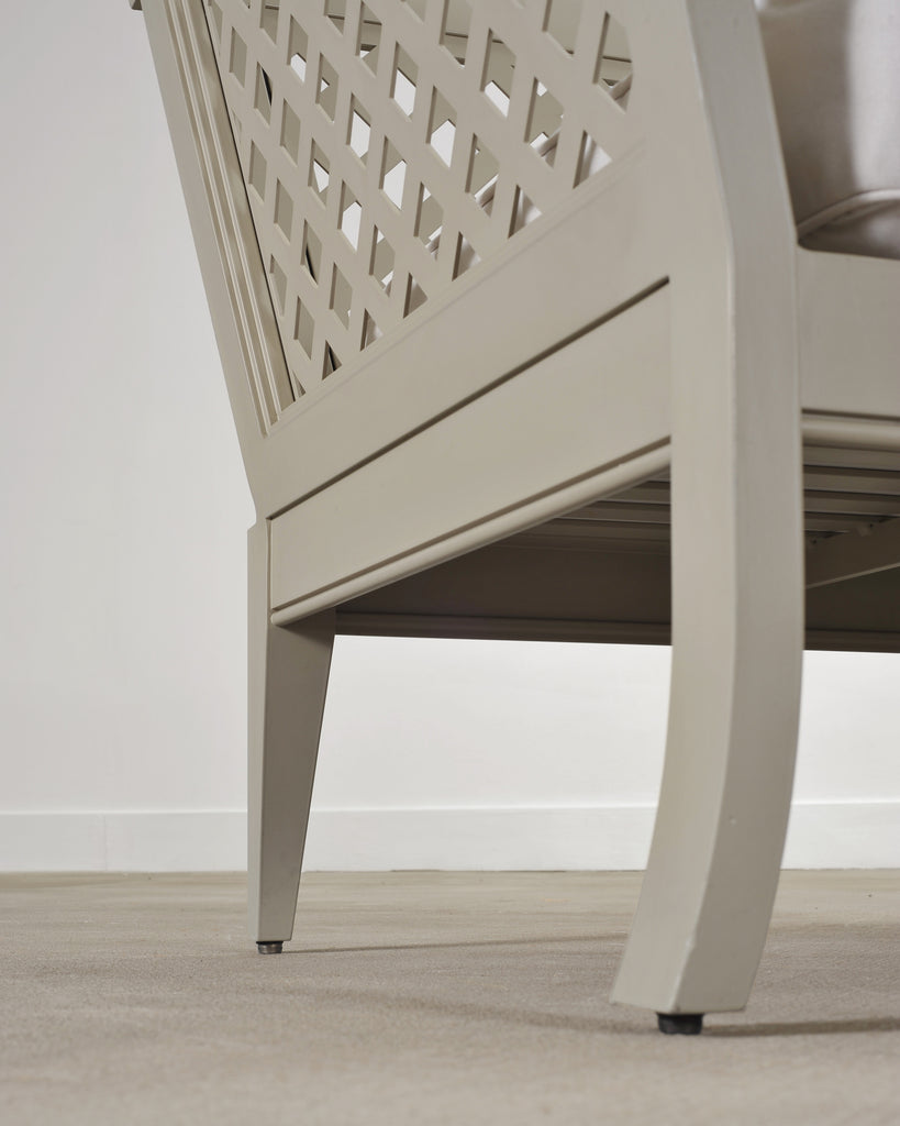 Pair of McKinnon and Harris duVal-Alexander Garden Club Chairs