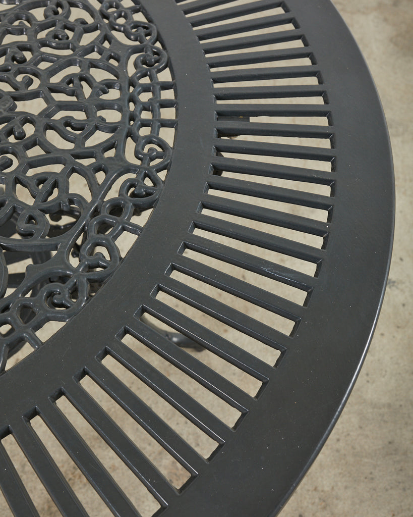 Neoclassical Style Round Aluminum Patio Garden Dining Table