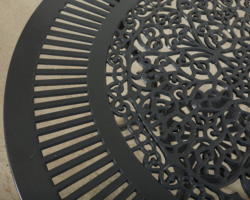 Neoclassical Style Round Aluminum Patio Garden Dining Table