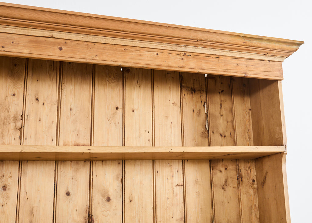 Country English Farmhouse Welsh Pine Dresser with Plate Rack