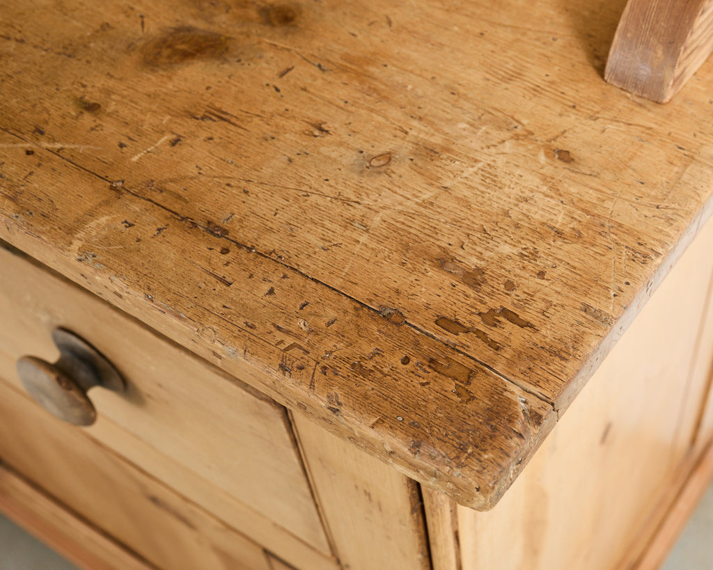 Country English Farmhouse Welsh Pine Dresser with Plate Rack