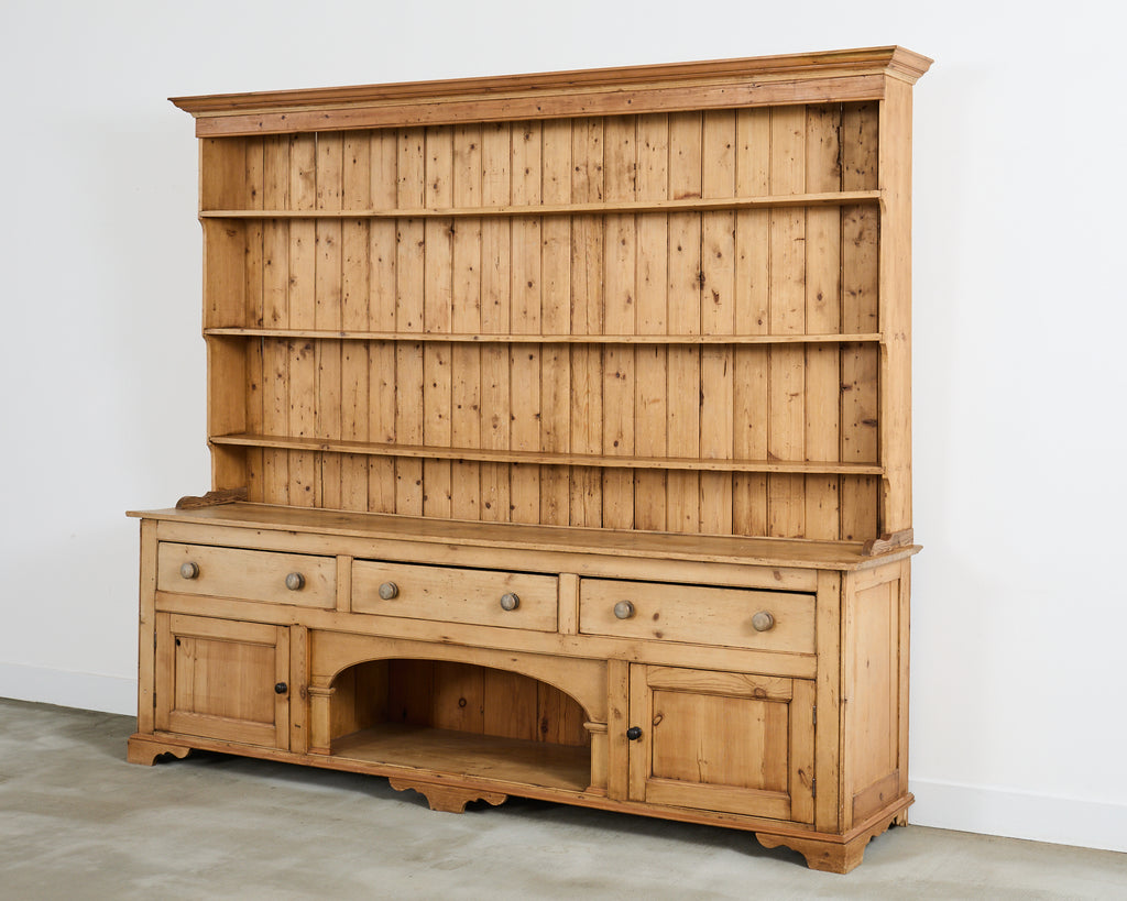 Country English Farmhouse Welsh Pine Dresser with Plate Rack