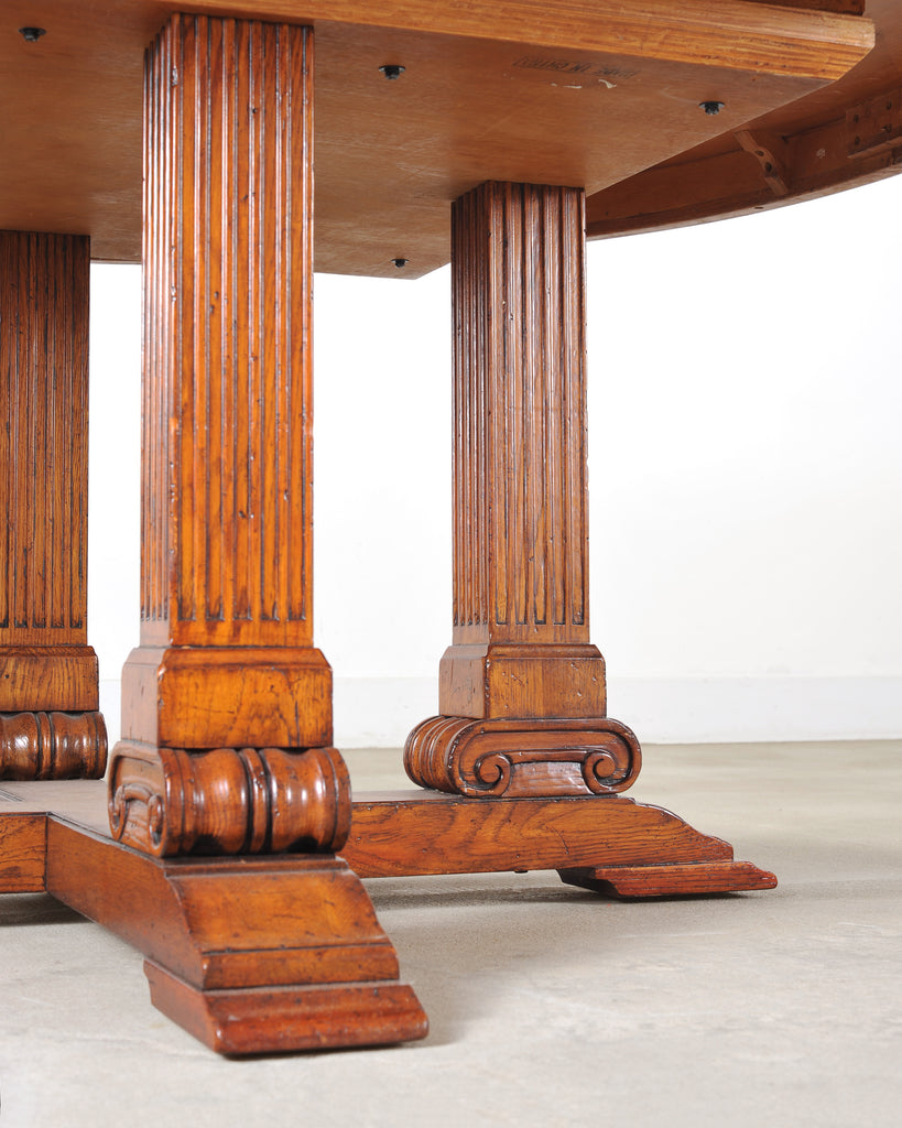 Ralph Lauren Hither Hills Round Oak Extending Dining Table