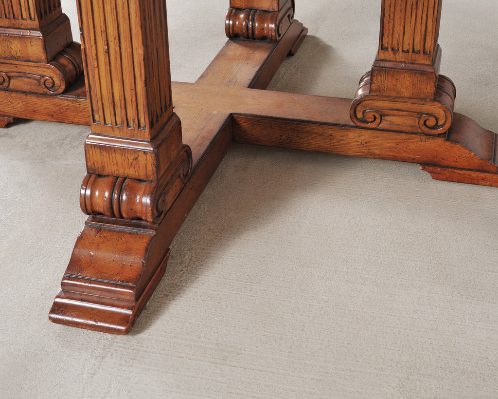 Ralph Lauren Hither Hills Round Oak Extending Dining Table