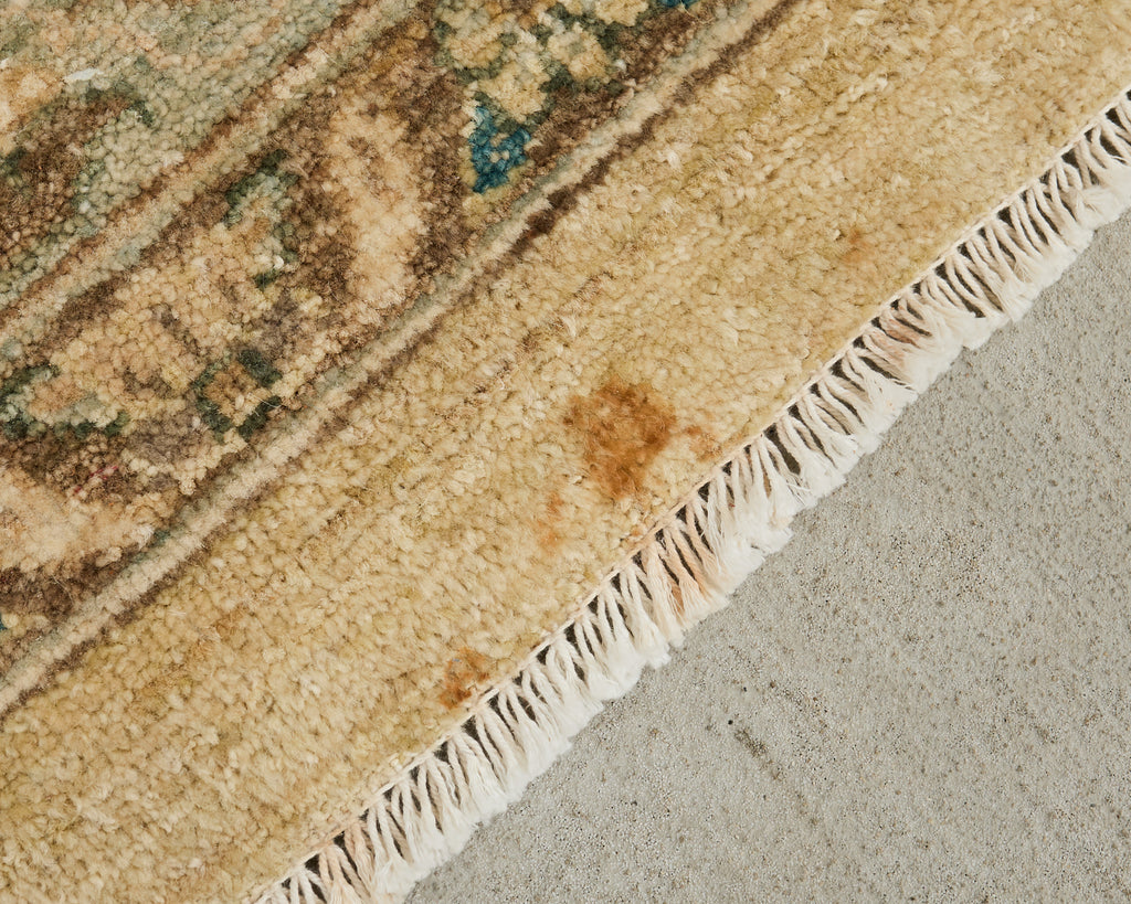 Modern Sultanabad Style Square Rug Stylized Floral Motif