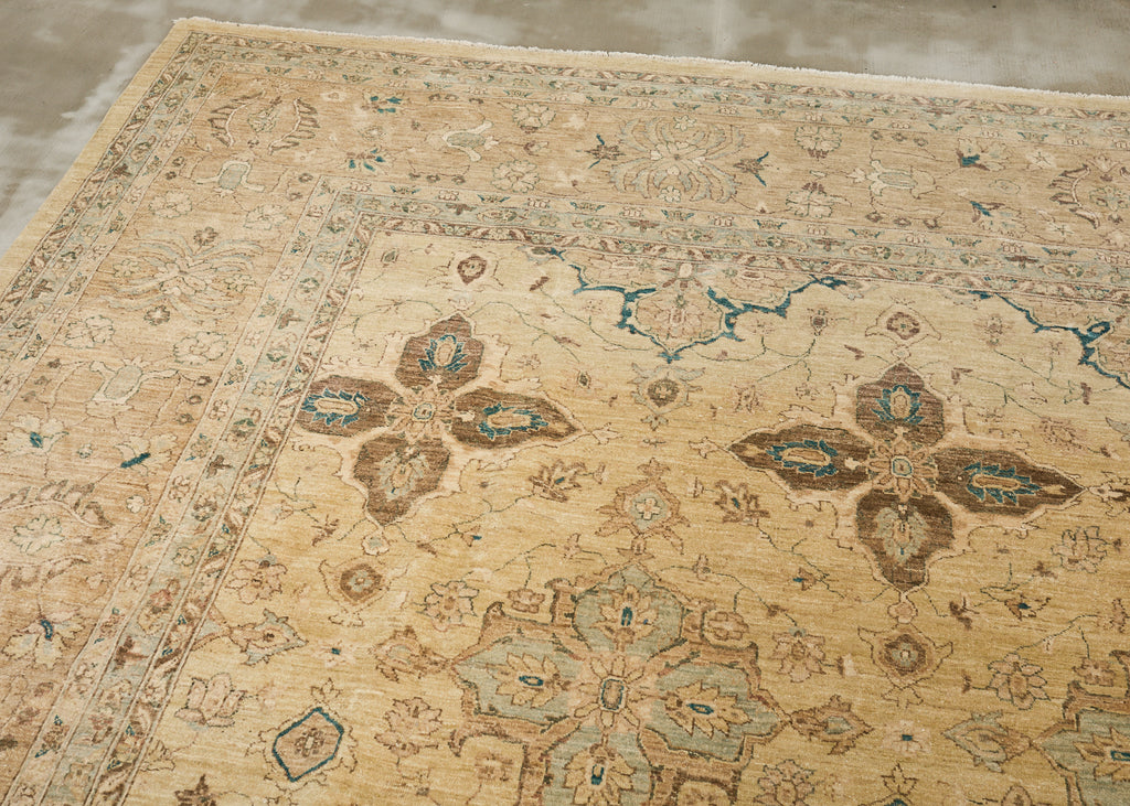 Modern Sultanabad Style Square Rug Stylized Floral Motif