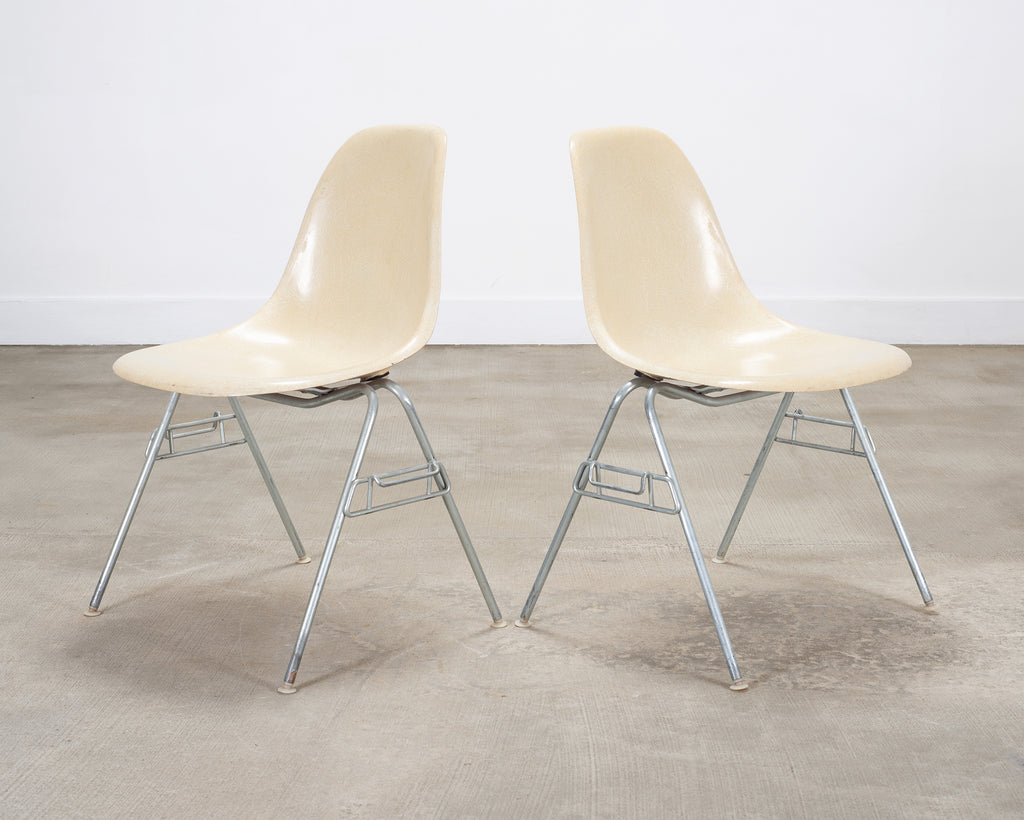 Set of Four Herman Miller DSS Mid-Century Fiberglass Side Chairs