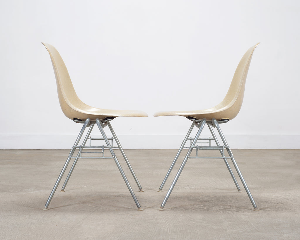 Set of Four Herman Miller DSS Mid-Century Fiberglass Side Chairs