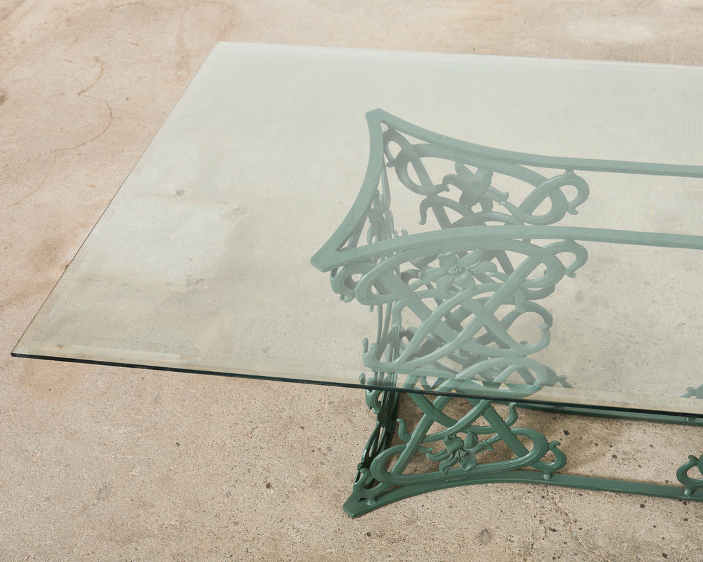 Brown Jordan Smithsonian Day Lily Garden Dining Table