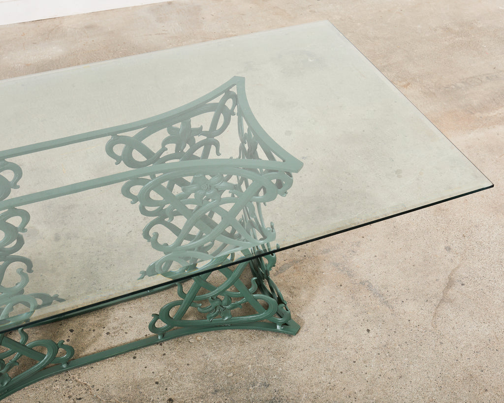 Brown Jordan Smithsonian Day Lily Garden Dining Table