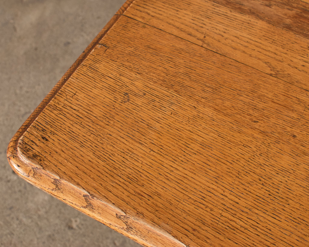 19th Century English Victorian Oak Dining Center Table