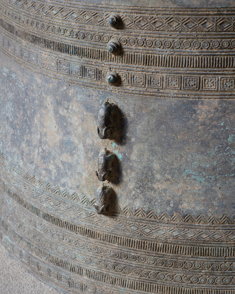 Southeast Asian Bronze Elephant Rain Drum Drinks Table 2 Ft