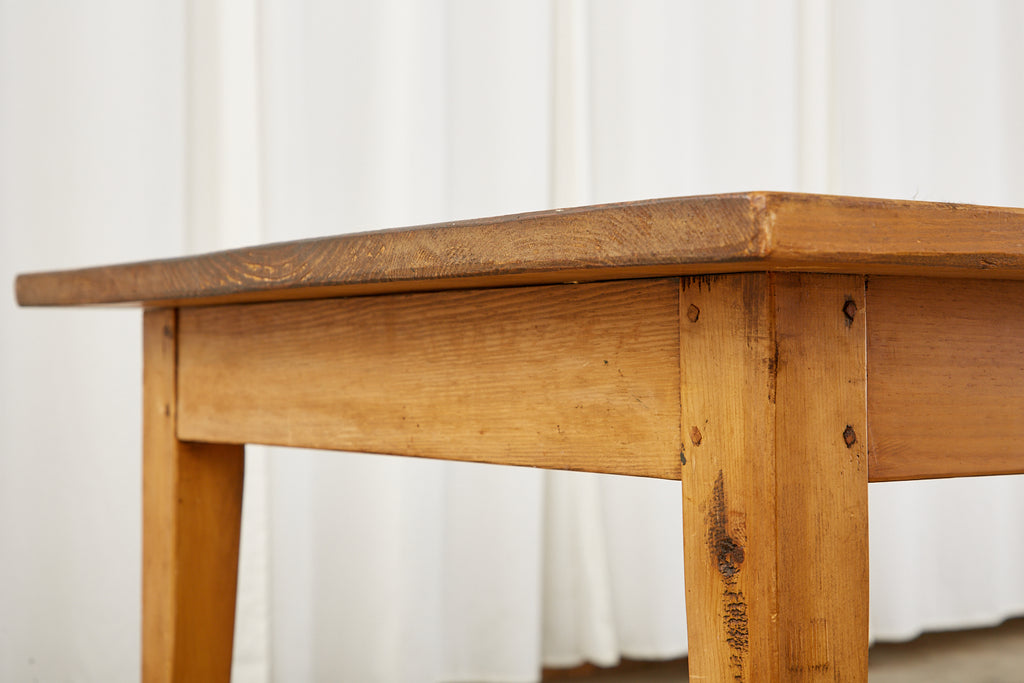 Country English Provincial Farmhouse Dining Table