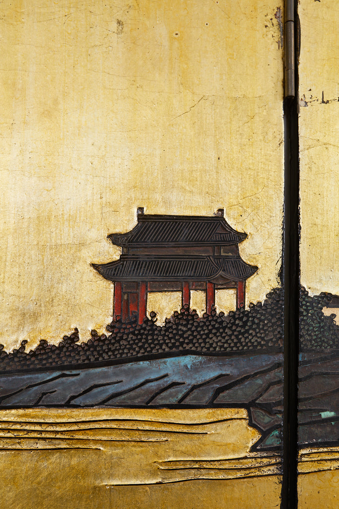 Early 20th Century Chinese Export Six Panel Gold Leaf Coromandel Screen