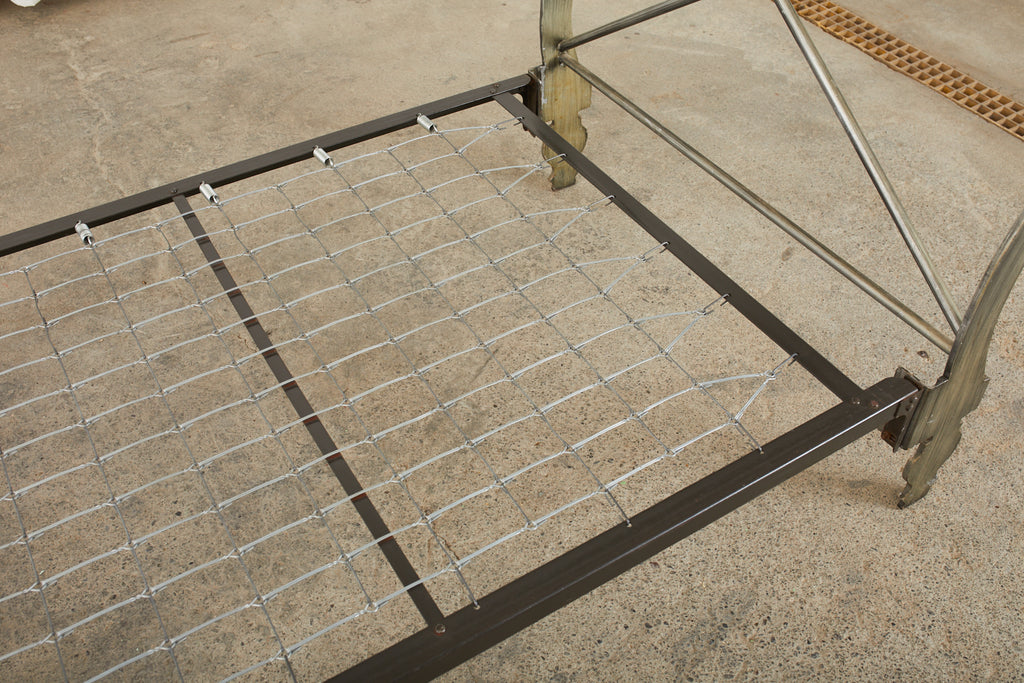 Italian Neoclassical Style Iron Scrolled Daybed