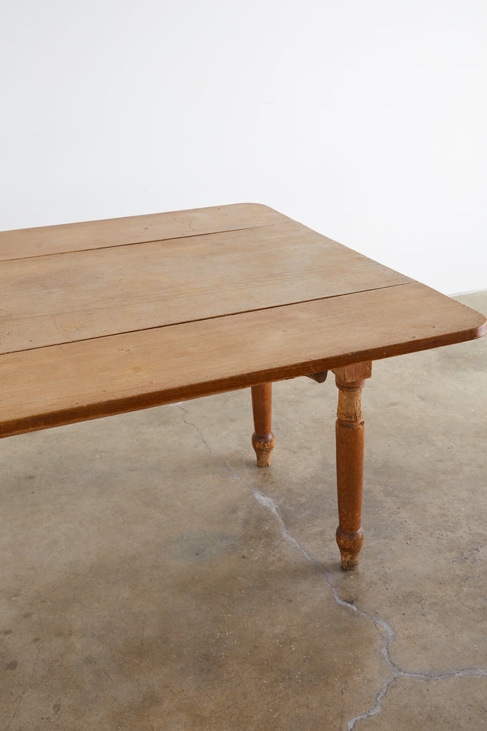 19th Century Country English Drop-Leaf Pine Farmhouse Dining Table