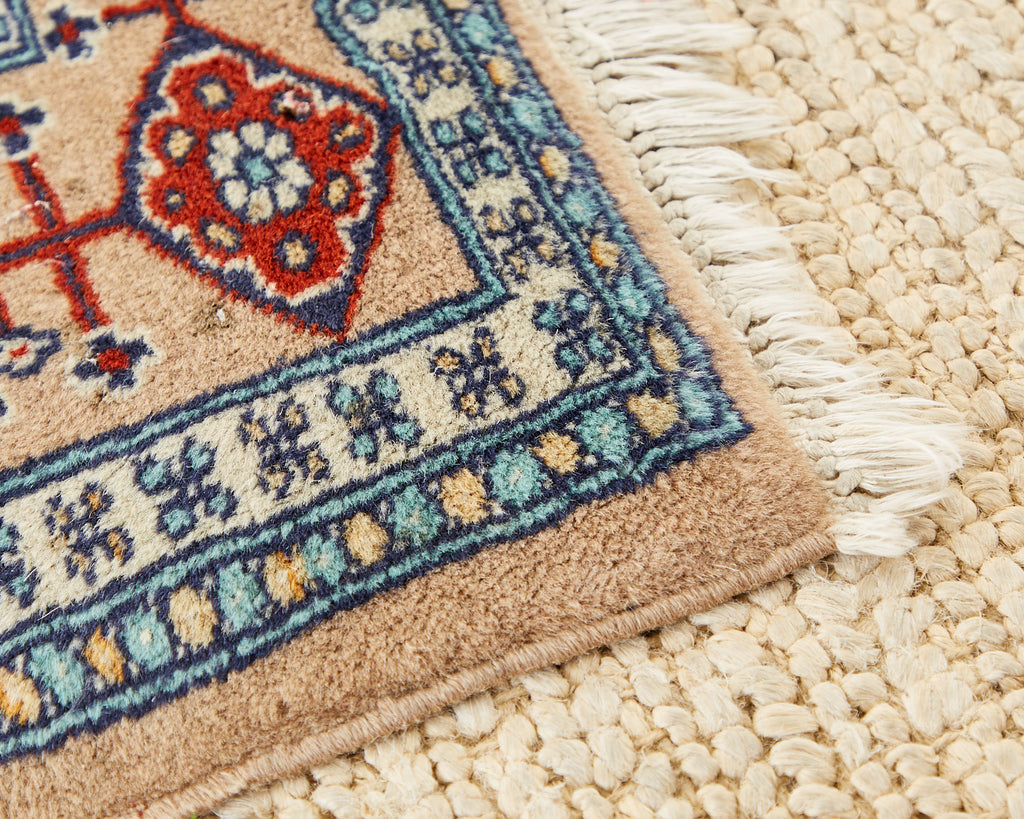 Vintage Pakistani Hand Knotted Rug Carpet