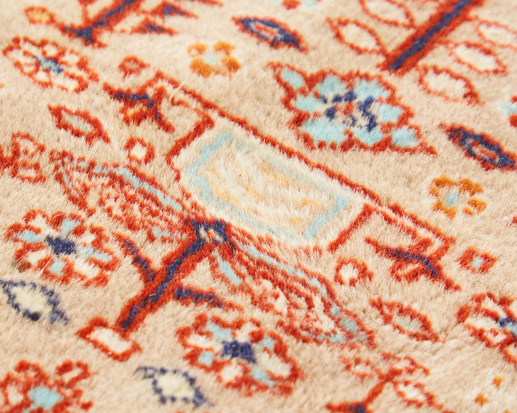 Vintage Pakistani Hand Knotted Rug Carpet