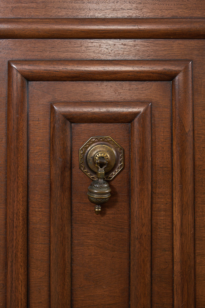 Renzo Rutili for Johnson Furniture Walnut Cabinet Credenza