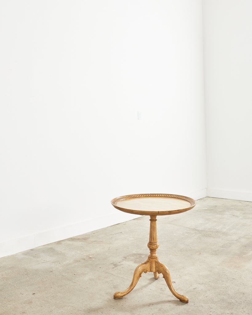 19th Century Georgian Bleached Mahogany Pie Crust Tripod Table