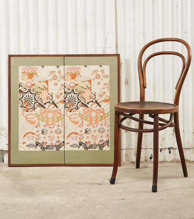 Japanese Showa Two Panel Screen Embroidered Silk Gilt Boxes