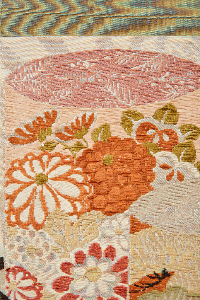 Japanese Showa Two Panel Screen Embroidered Silk Gilt Boxes