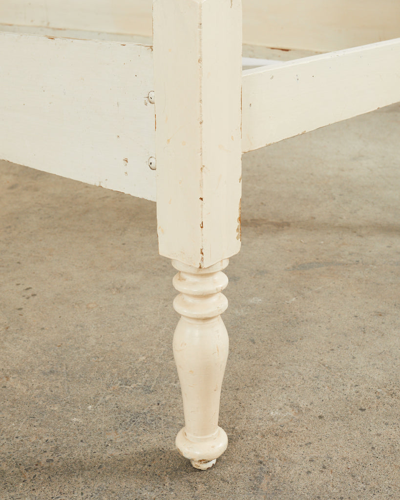 American Classical Jenny Lind Bobbin Turned Painted Spool Bed