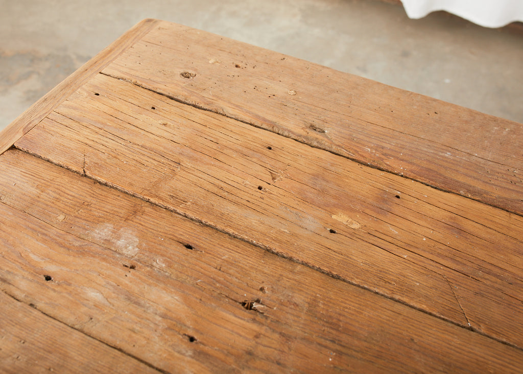 American Country Reclaimed Pine Farmhouse Dining Table